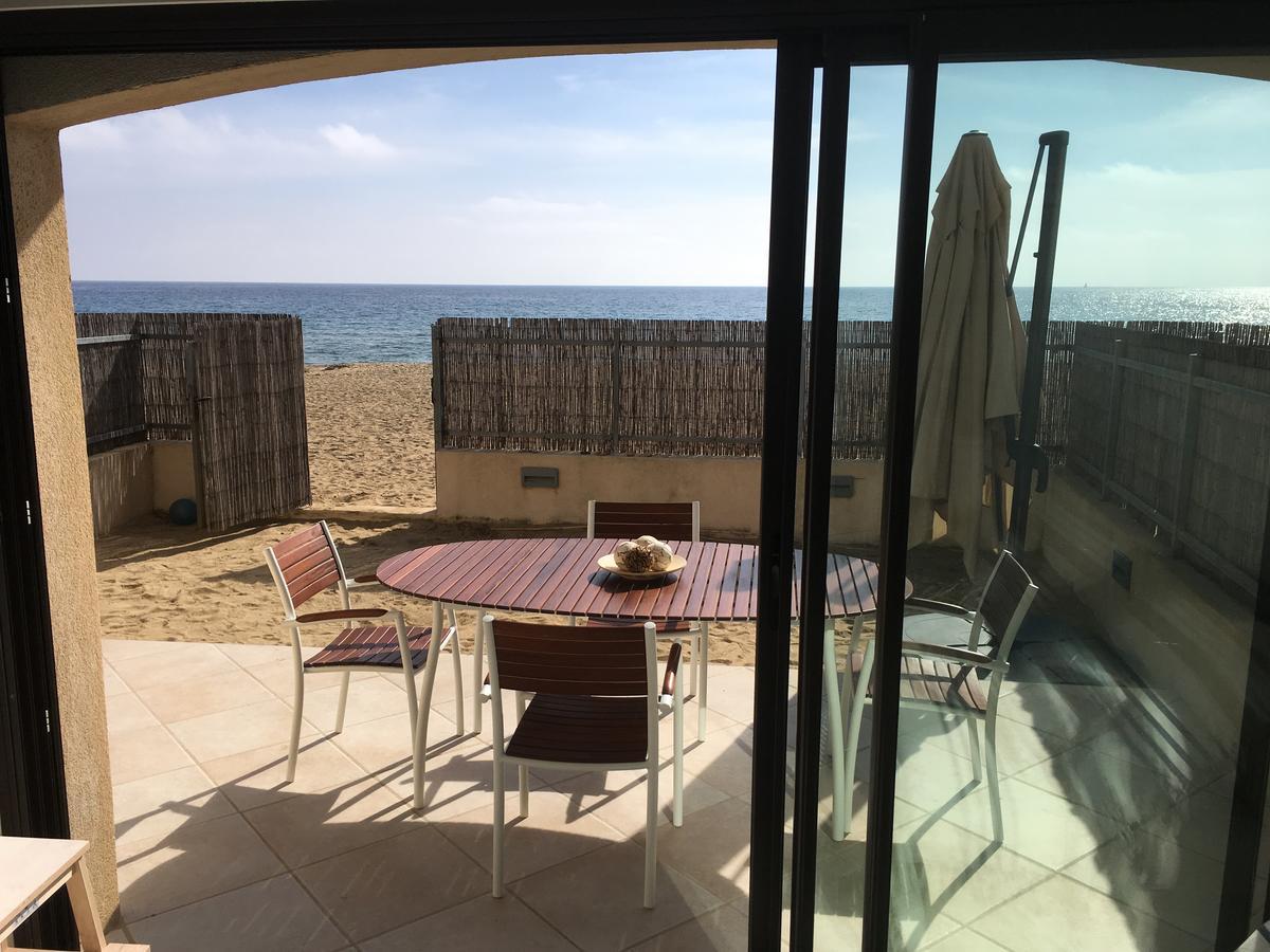 Appartement Face A La Mer La Croix-Valmer Eksteriør billede